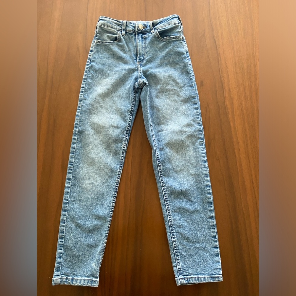 H&M kids relaxed fit, light-washed jeans, size US 10